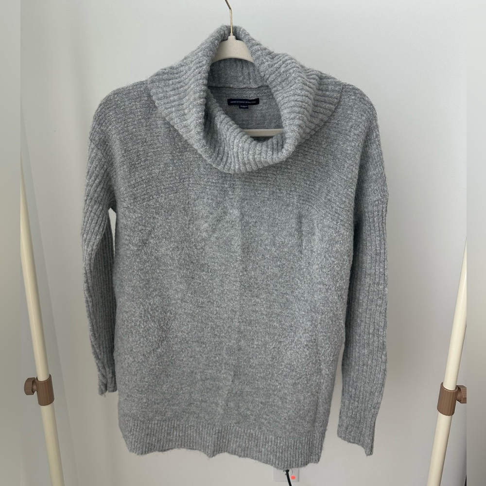 American Eagle Outfitters Light Gray Cowl Neck Sweater
